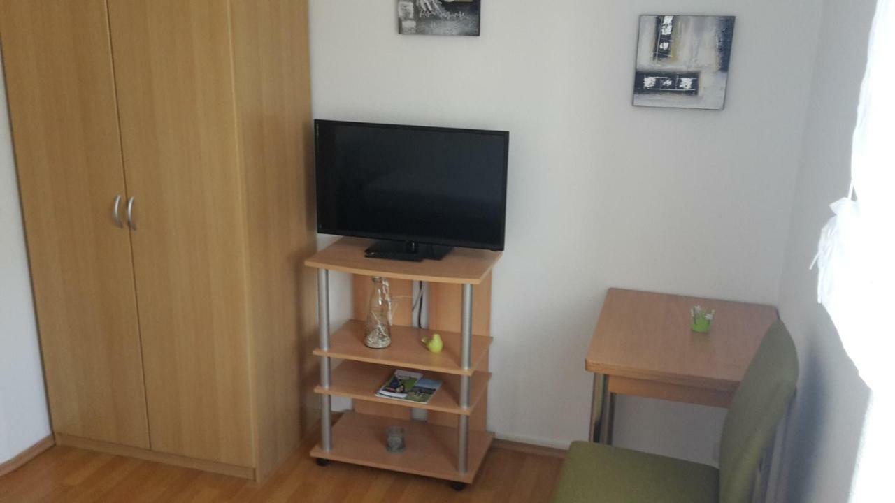 Ferienwohnung "An Der Wuerschnitz" Κέμνιτς Εξωτερικό φωτογραφία